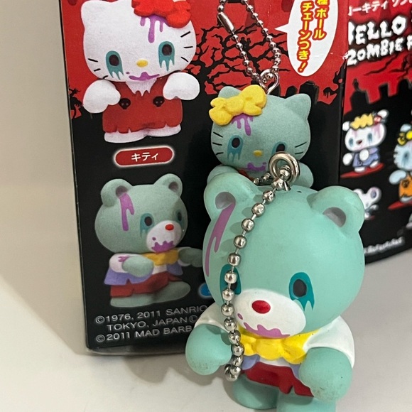 2011 Hello Kitty Zombie Friends Blind Box Figure -Tiny Chum - Picture 3 of 5